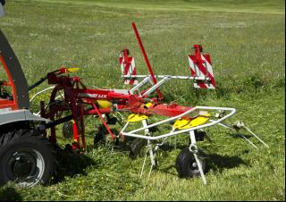 Ротационни сенообръщачки Pöttinger AlpinHit 4.4 N 