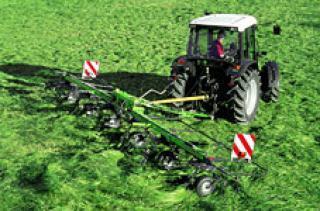 Ротационни сенообръщачки DEUTZ-FAHR CoM 8331