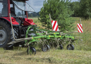 Ротационни сенообръщачки Pronar PWP 460C
