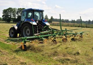 Ротационни сенообръщачки Pronar PWP 770