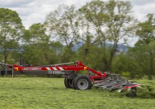 Ротационни сенообръщачки Massey Ferguson TD1028X TRC