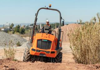 Колесни самосвали Ausa DR 601 AHG