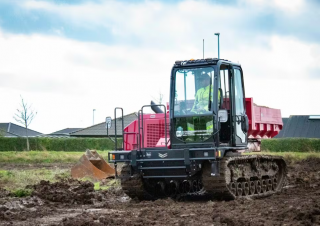 Самосвали на вериги Yanmar C50R-5A  