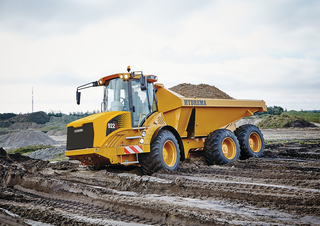 Съчленени самосвали Hydrema 922G (HM)