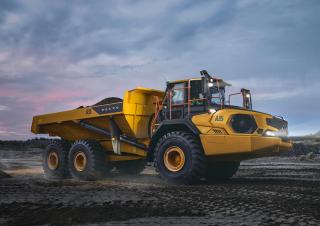 Съчленени самосвали Volvo A35