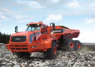 Съчленени самосвали Doosan DA40