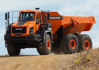 Съчленени самосвали Doosan DA45-5