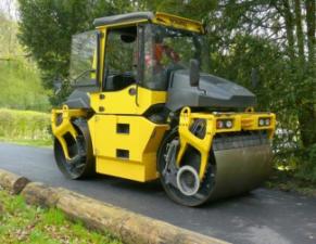 Валяци Тандемни вибрационни валяци Bomag BW 154 AP