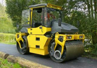 Валяци Тандемни вибрационни валяци Bomag BW 154 APO-4i