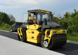 Валяци Тандемни вибрационни валяци Bomag BW 174 AP 4f AM