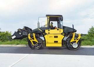 Валяци Тандемни вибрационни валяци Bomag BW 174 AP 4i AM