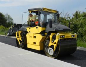 Валяци Тандемни вибрационни валяци Bomag BW 174 AP AM