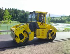 Валяци Тандемни вибрационни валяци Bomag BW 190 AD-4