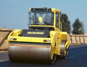Валяци Тандемни вибрационни валяци Bomag BW 202 AD-4