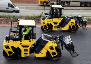 Валяци Тандемни вибрационни валяци Bomag BW 202 ADO-5