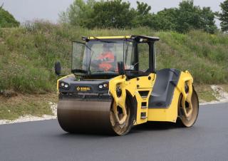Валяци Тандемни вибрационни валяци Bomag BW 206 AD-50 AM