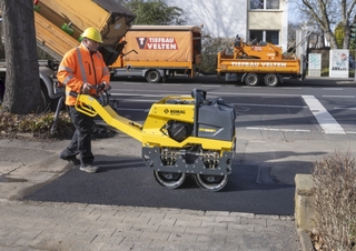 Валяци Тандемни вибрационни валяци Bomag BW 65