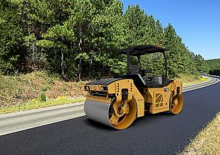 Валяци Тандемни вибрационни валяци Caterpillar CB10
