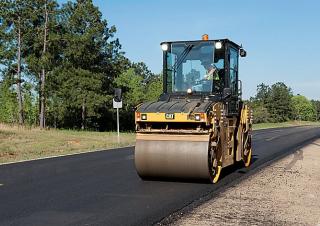 Валяци Тандемни вибрационни валяци Caterpillar CB44B