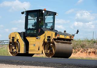 Валяци Тандемни вибрационни валяци Caterpillar CB44B