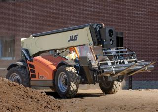 Телескопични манипулатори на материали JLG 1255