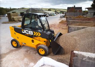 Телескопични манипулатори на материали JCB 35-26D 4x4