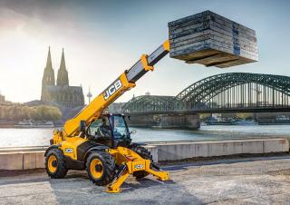 Телескопични манипулатори на материали JCB 509-45TC