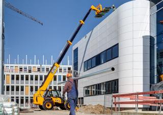 Телескопични манипулатори на материали JCB 510-55TC