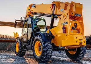 Телескопични манипулатори на материали JCB 512-56