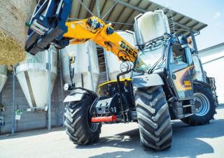 Телескопични манипулатори на материали Dieci Agri Star 40.7 EVO2