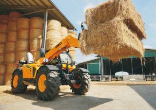 Телескопични манипулатори на материали Dieci Agri Tech 35.7 VS EVO2