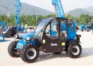 Телескопични манипулатори на материали Genie GTH-2506