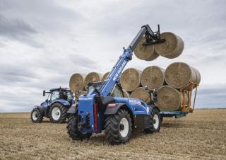 Телескопични манипулатори на материали New Holland LM 7.42 Elite