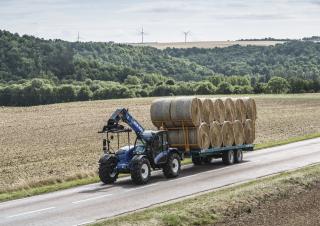 Телескопични манипулатори на материали New Holland LM 7.42 Elite