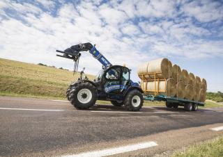 Телескопични манипулатори на материали New Holland LM 7.42 Elite