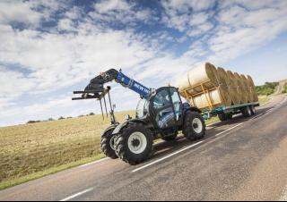 Телескопични манипулатори на материали New Holland LM 7.42 Elite