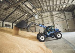 Телескопични манипулатори на материали New Holland LM 7.42 Elite