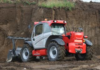 Телескопични манипулатори на материали Manitou MLT 840-145 PS