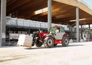 Телескопични манипулатори на материали Manitou MT 1335 Comfort