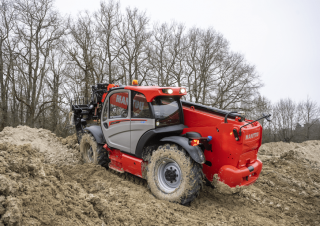 Телескопични манипулатори на материали Manitou MT-X 1840