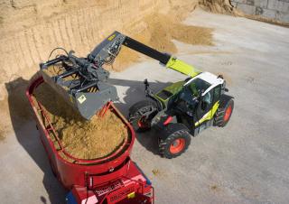 Телескопични манипулатори на материали Claas Scorpion 741 