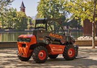 Телескопични манипулатори на материали Ausa T 164 E X4