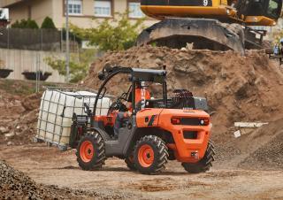 Телескопични манипулатори на материали Ausa T 164 H X4