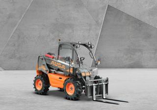 Телескопични манипулатори на материали Ausa T 164 H X4