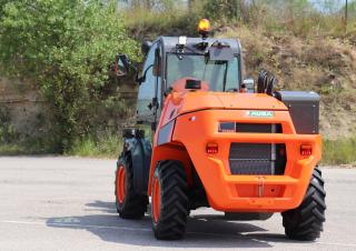 Телескопични манипулатори на материали Ausa T 235 H