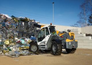 Телескопични манипулатори на материали Liebherr T 46-7 S