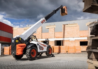 Телескопични манипулатори на материали Bobcat T35.130SLP 100 V