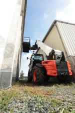 Телескопични манипулатори на материали Bobcat T40140 IIIB