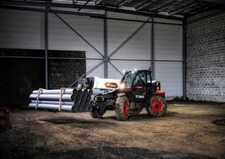 Телескопични манипулатори на материали Bobcat T40.180SLP 100 V