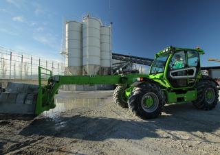 Телескопични манипулатори на материали Merlo TF 45.11 T-CS-170-CVTRONIC